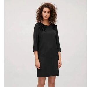 COS 100% Silk Abstract Applique Dress Sz 2 in Black